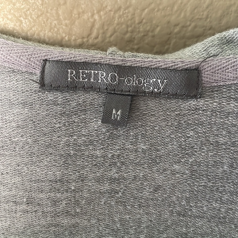 Retro-ology Sweater - Picture 3 of 6